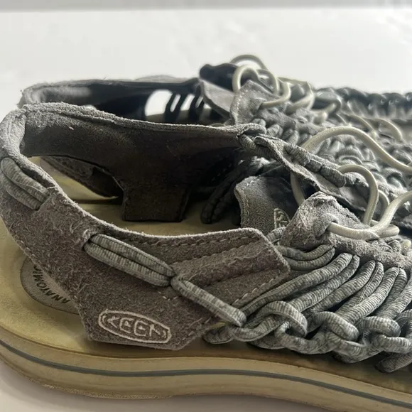 Keen Gray Woven Sandals women’s size 10