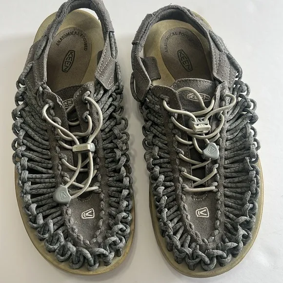 Keen Gray Woven Sandals women’s size 10