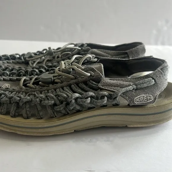 Keen Gray Woven Sandals women’s size 10