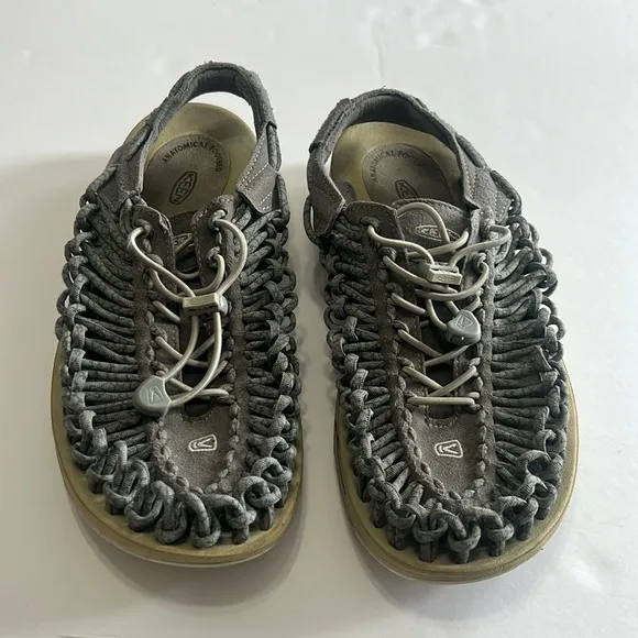 Keen Gray Woven Sandals women’s size 10