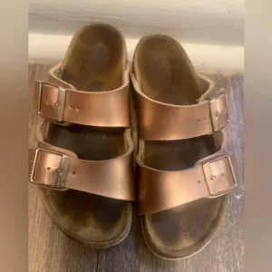 Kids Birkenstock Sandals sz 30