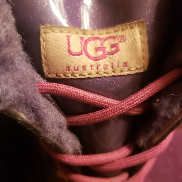 Kids size 4 ugg snow boots purple