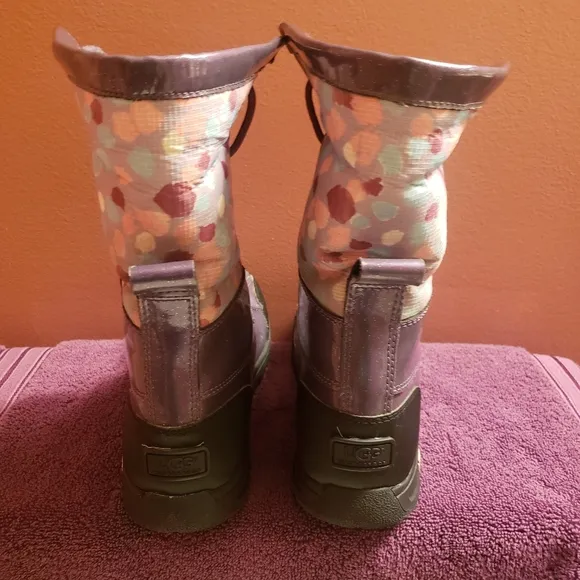 Kids size 4 ugg snow boots purple