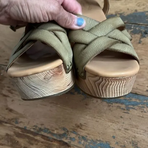 Kork Ease clog sandals, size 11.