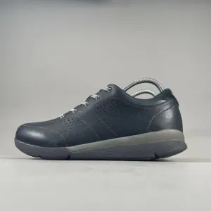 Kuru Lida Perforated Women’s 9.5 Blue Leather Athletic Shoe Walking Sneaker EUC