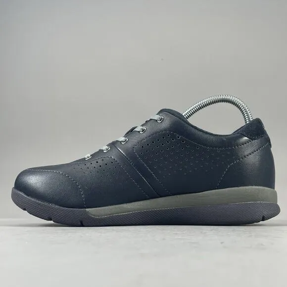 Kuru Lida Perforated Women’s 9.5 Blue Leather Athletic Shoe Walking Sneaker EUC