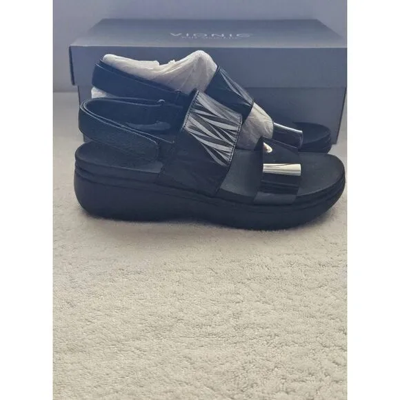 ladies Karleen sandals Nwb