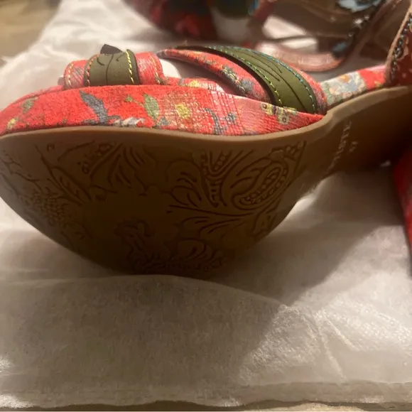 LARTISTE FABULOSO Sandals Orange Multi New Size 37 (6.5-7)