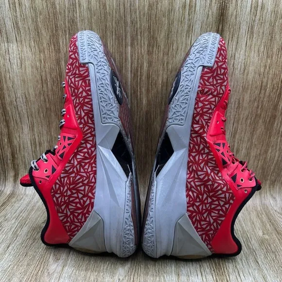 Li-Ning Way of Wade 4 Lucky 13 Men's Size 13 Red Basketball Shoes Low Sneakers