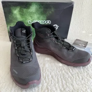 Lowa Women's Merger Gore -Tex Rose/Black Mid Hiking Boots, Waterproof, US 8