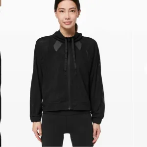 Lululemon In Depth Jacket * Lace Zip Up Top Funnel Neck