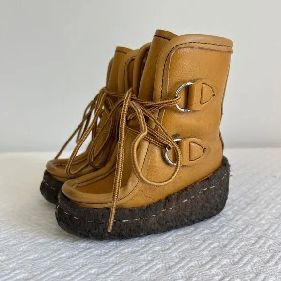 Maple Leaf Shoe Baby Size 6 Genuine Leather Snow Booties Boots Canada Mocassins