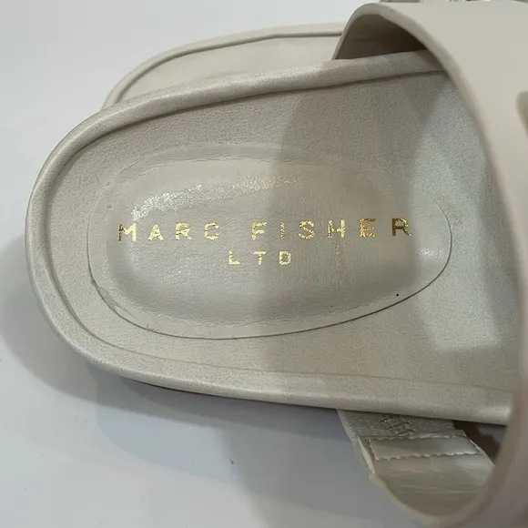 Marc Fisher Sandals Slides Size 6.5 NWT Cream And Gold