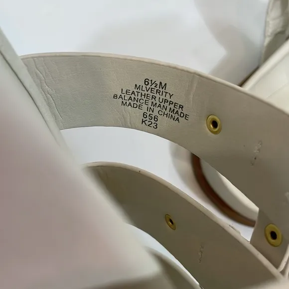 Marc Fisher Sandals Slides Size 6.5 NWT Cream And Gold