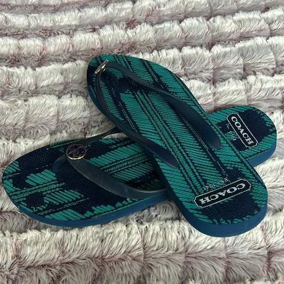 Men or women Coach Flip flop sandals size 11