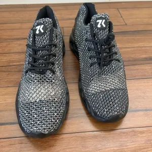 Men’s athletic shoes​​​​​