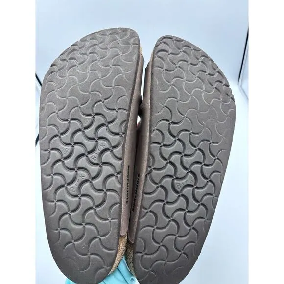 Men's Birkenstocks, Arizona BIRKIBUC Sandals‎ Size 43  2674