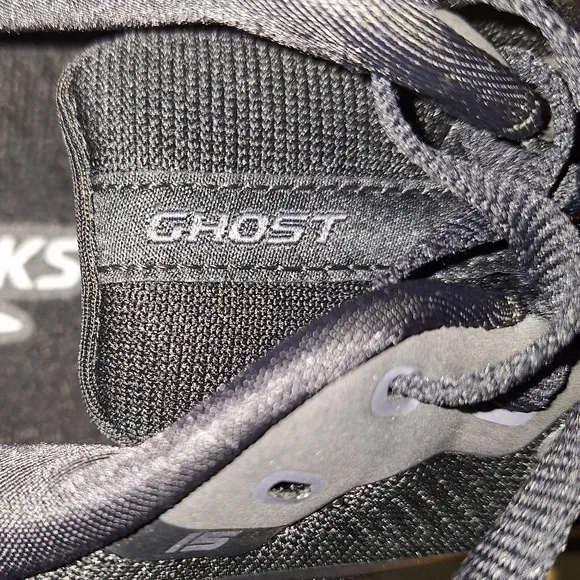 Men's Brooks Ghost 15 Black Running Shoes In A Size 12. NWOB.