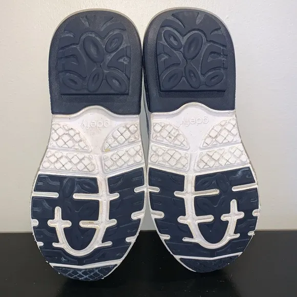 Men's G-Defy walking athletic shoes.   Size 10.
