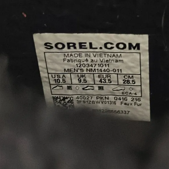 Men’s SOREL Caribou Waterproof Nubuck and Rubber Fur Cuff Boots Size 10.5