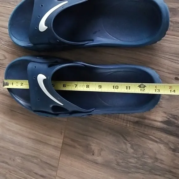 Men's Vintage Nike Sandals