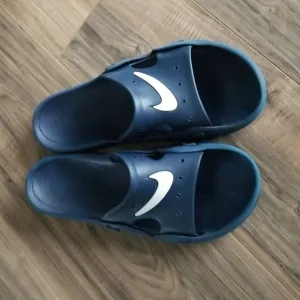 Men's Vintage Nike Sandals