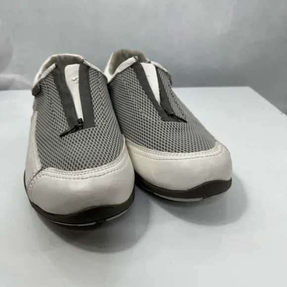 Mephisto Allrounder white and grey walking shoes sz 10