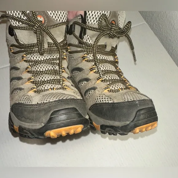 Merrell Performance Footwear Mens Walnut Vibram Sole Hiking Walking Boot 7.5