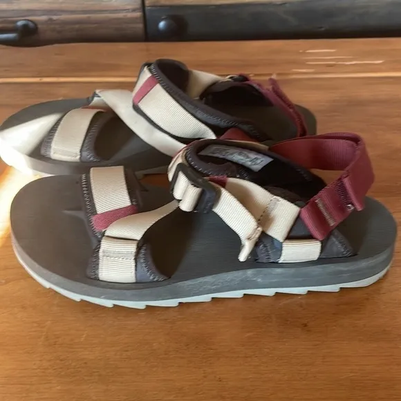 Merrell Sandals Size 11