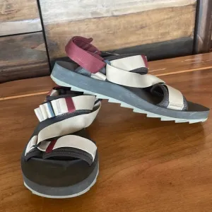 Merrell Sandals Size 11
