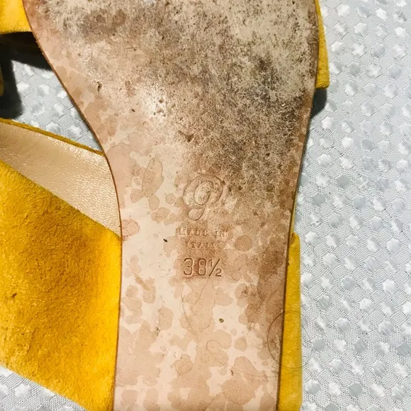 M.GEMI sandals