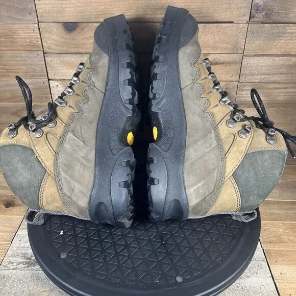 Montrail Womens Size US 8.5 Brown Suede Vibram GTX Lace Up Hiking Trail Boots