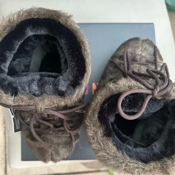 Moon Boot Icon Low Brown Fur Snow Boots:36-38 (Fits US 5.5-7.5) NWT, NIB!