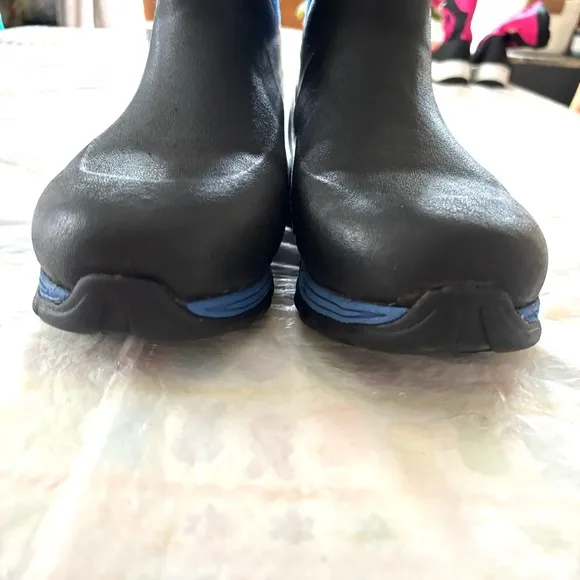 Muck Boots Rugged Ll Rubber Kid's Snow Boot Blue Black Waterproof SZ 7 Worn 1X