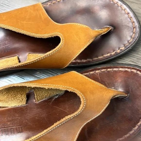 MUNRO VINTAGE LEATHER SANDALS NADE IN USA SIZE 5
