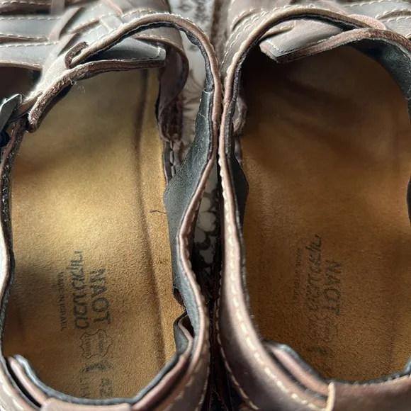 Naot Julius sandals