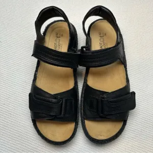 Naot Leppland sandals size 42