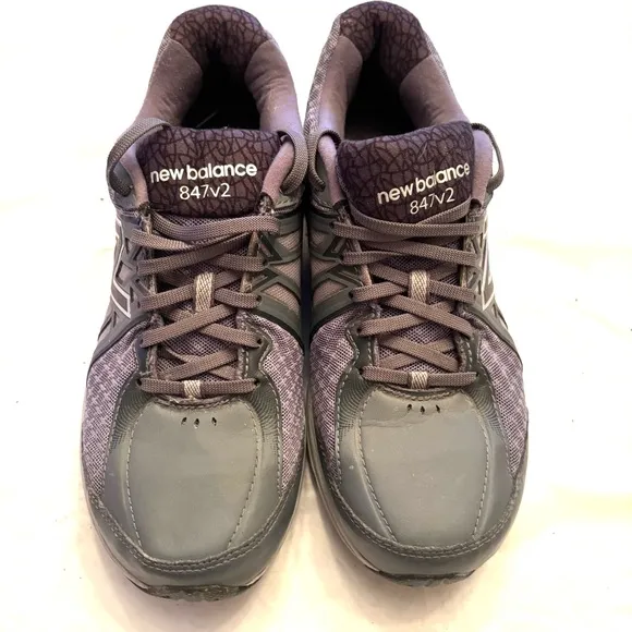 New Balance 847v2 walking sneakers shoes gray SZ 8 NWOT only tried on