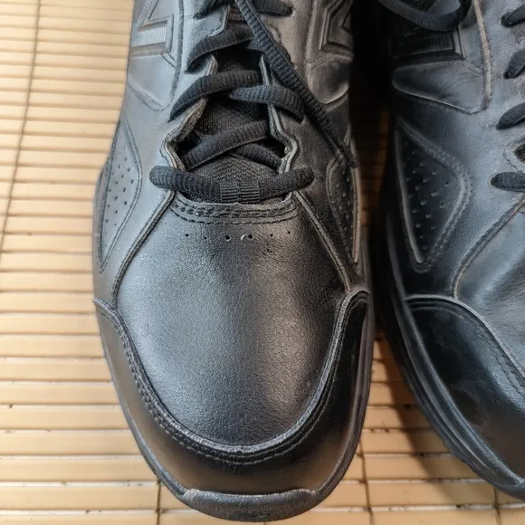 New Balance Mens 623 V3 MX623AB3 Black Leather Athletic Shoes Sneakers Size 15M.