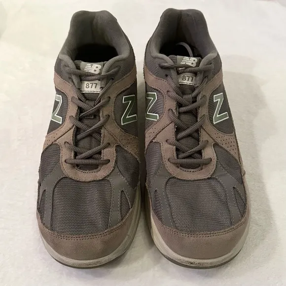 New Balance Mens 877v1 Walking Shoes Sneakers Sz 11 gray taupe WORN ONCE