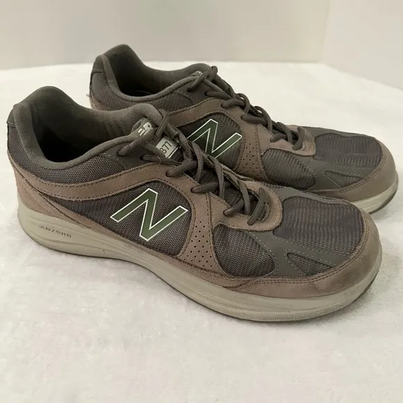 New Balance Mens 877v1 Walking Shoes Sneakers Sz 11 gray taupe WORN ONCE