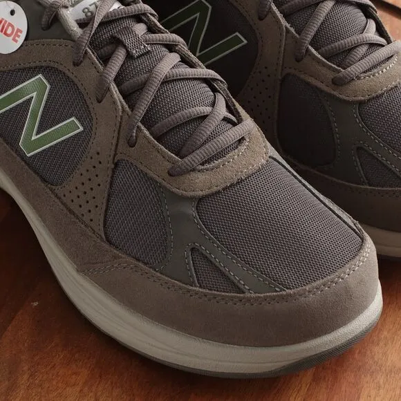 New Balance Sneakers Mens SZ 13 2E Gray 877 Suede Low Top Athletic Walking Shoes