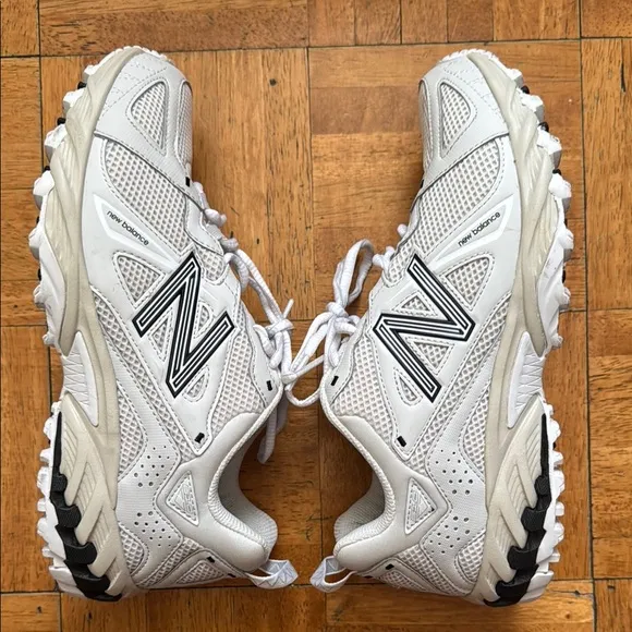 New Balance v610