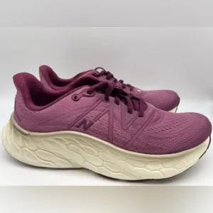 New Balance Women's Fresh Foam X More V4 Running Shoe Size 7 Purple
