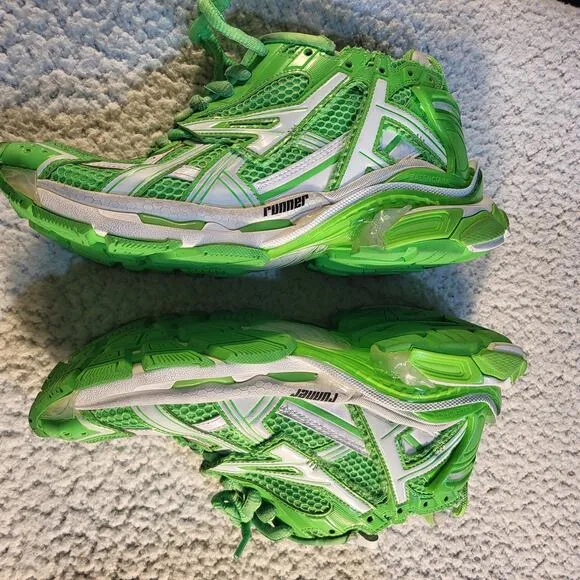 new Balenciaga Runner Fluo Green  men sneakers 41 left us 8 size 40 right US 7
