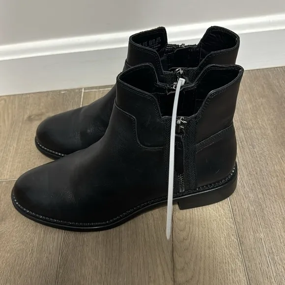 NEW! Franco Sarto Black Halford Ankle Bootie - Size 8