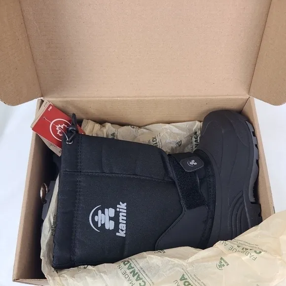 NEW Kamik Waterproof -40F Winter Snow Boots Youth Juniors Sz 2 Rocket Black NIB