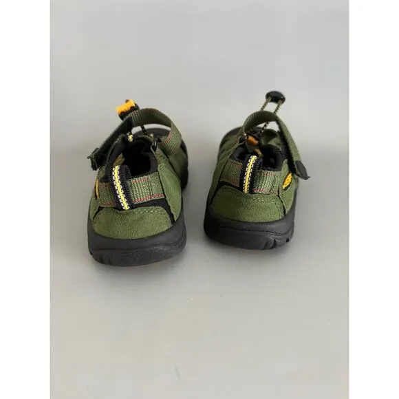 New Keens Newport H2 Sandals Kids Size 13 Army Green