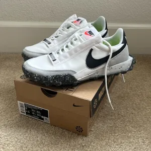 New Nike waffle crater women’s shoes