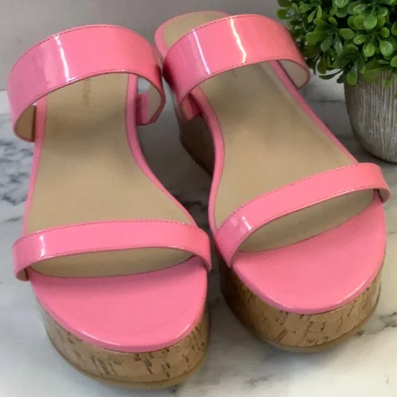 New Stuart Weitzman Pink Cork-like Wedge size 7